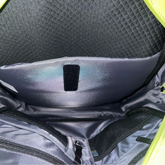 Lime Yellow/Green Open Story Travel Bag - Picture 4 of 9